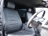 前席黒革調シートカバーを新品装着♪ 汚れを予防し、座り心地も少しふかふかです♪