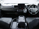 運転席周り☆ アルパイン11インチナビ、インテリアパネルを取り付けることによって高級感のあるインテリアに♪