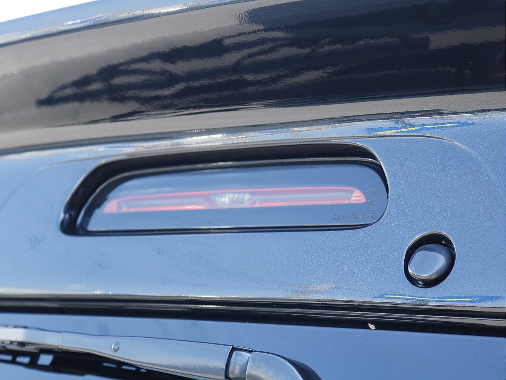 ハイマウントストップランプもLEDに変更済みです♪