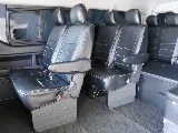 ノーマルの内装は座席が片側によっていることで、いざとなれば自転車も積めちゃいます♪