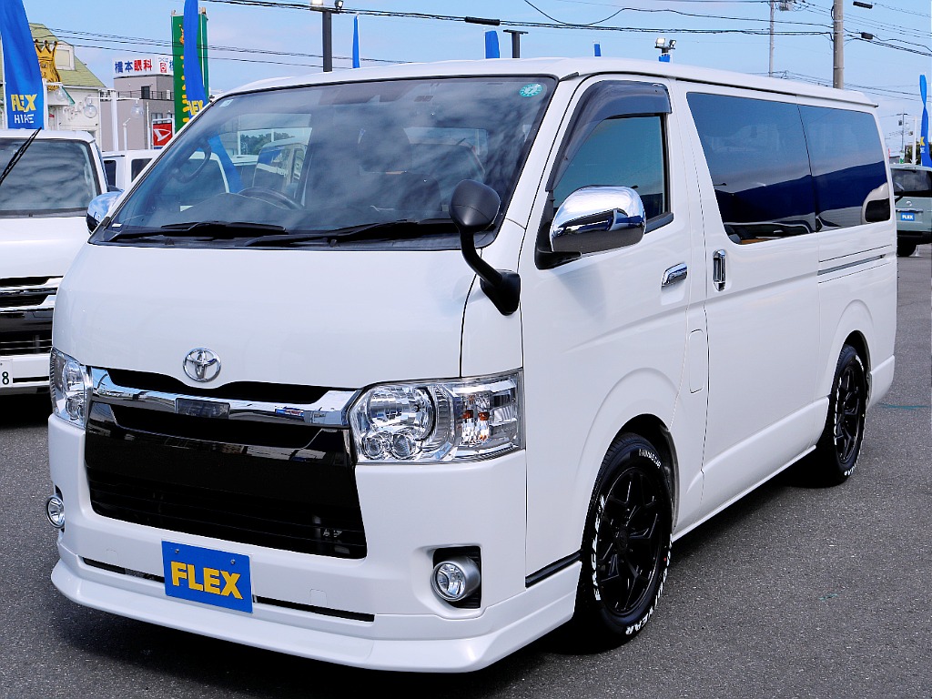 茨城県つくば市にハイエース専門の新車・中古車の展示場を展開！人気のグレード・年式をその場で見比べられます♪皆様のご来場、お問合せを心よりお待ちしております☆