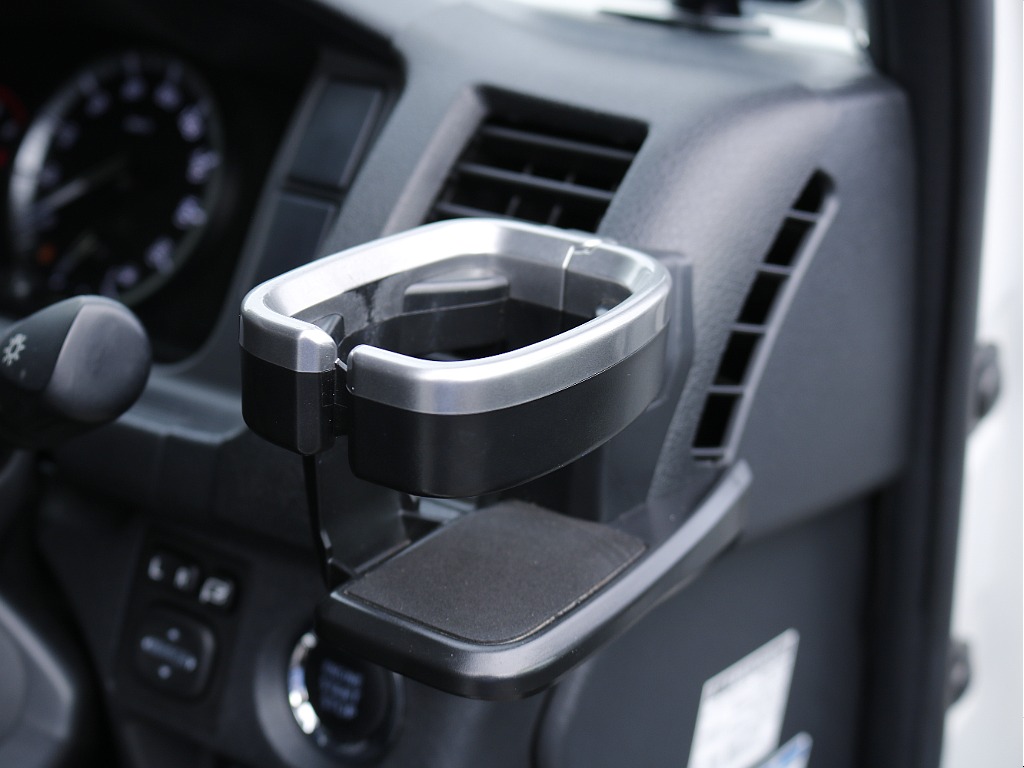 茨城県内最大級のハイエース専門店です！お気軽にご来店、お問い合わせ下さい♪