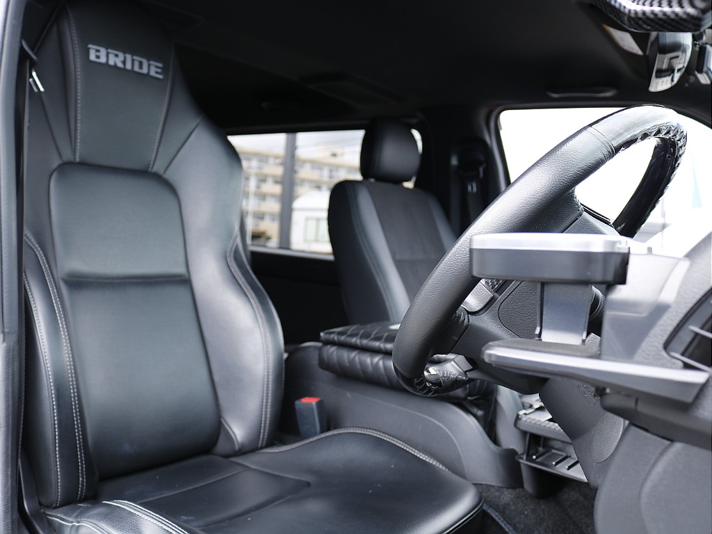 茨城県内最大級のハイエース専門店です！お気軽にご来店、お問い合わせ下さい♪