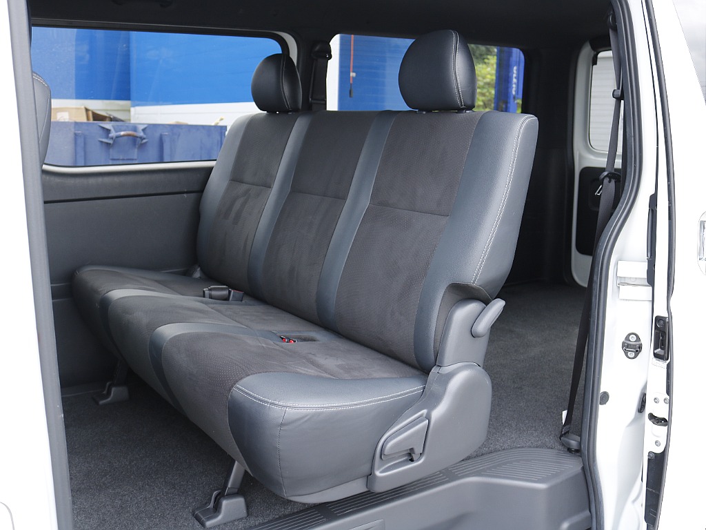 茨城県内最大級のハイエース専門店です！お気軽にご来店、お問い合わせ下さい♪