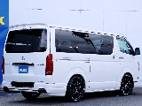 ４WDには見えないルックスです♪