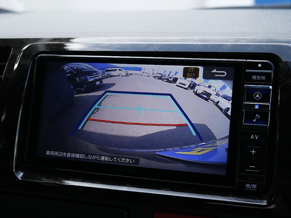 茨城県つくば市にハイエース専門の新車・中古車の展示場を展開！人気のグレード・年式をその場で見比べられます♪皆様のご来場、お問合せを心よりお待ちしております☆