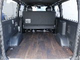リアフローリン施工済み♪ キャンプ、お仕事に大活躍です♪