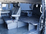 ファミリーに大人気のVER1内装架装！！ 車中泊に荷物の収納、送迎にも万能な内装架装です♪