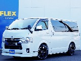 厳選仕入れ車両 R2年式ハイエースバン　ディーゼルターボ！ライトカスタム車両の入庫です♪新品パーツ多数インストール♪