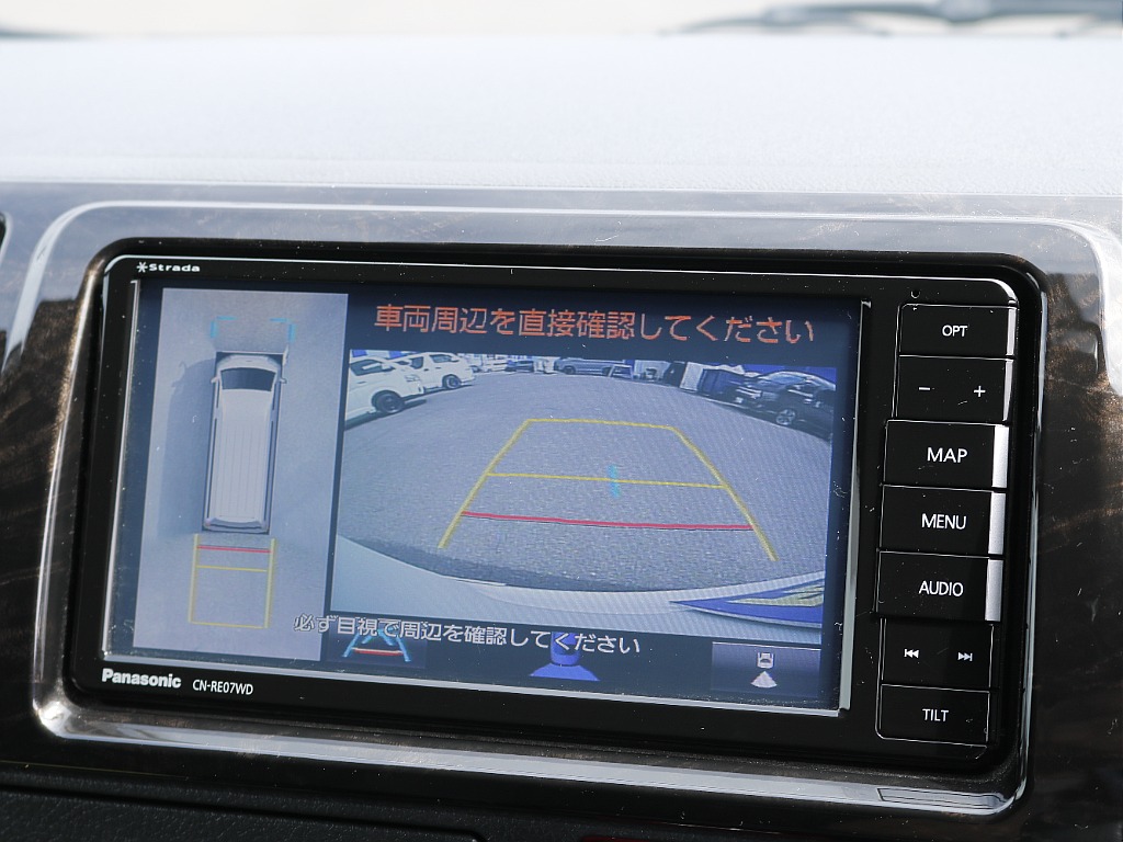 全周位カメラ☆ 駐車も楽々です♪