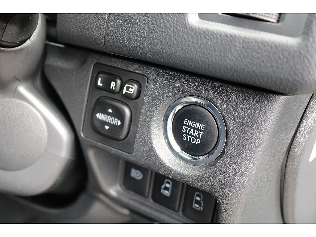 茨城県内最大級のハイエース専門店です！お気軽にご来店、お問い合わせ下さい♪