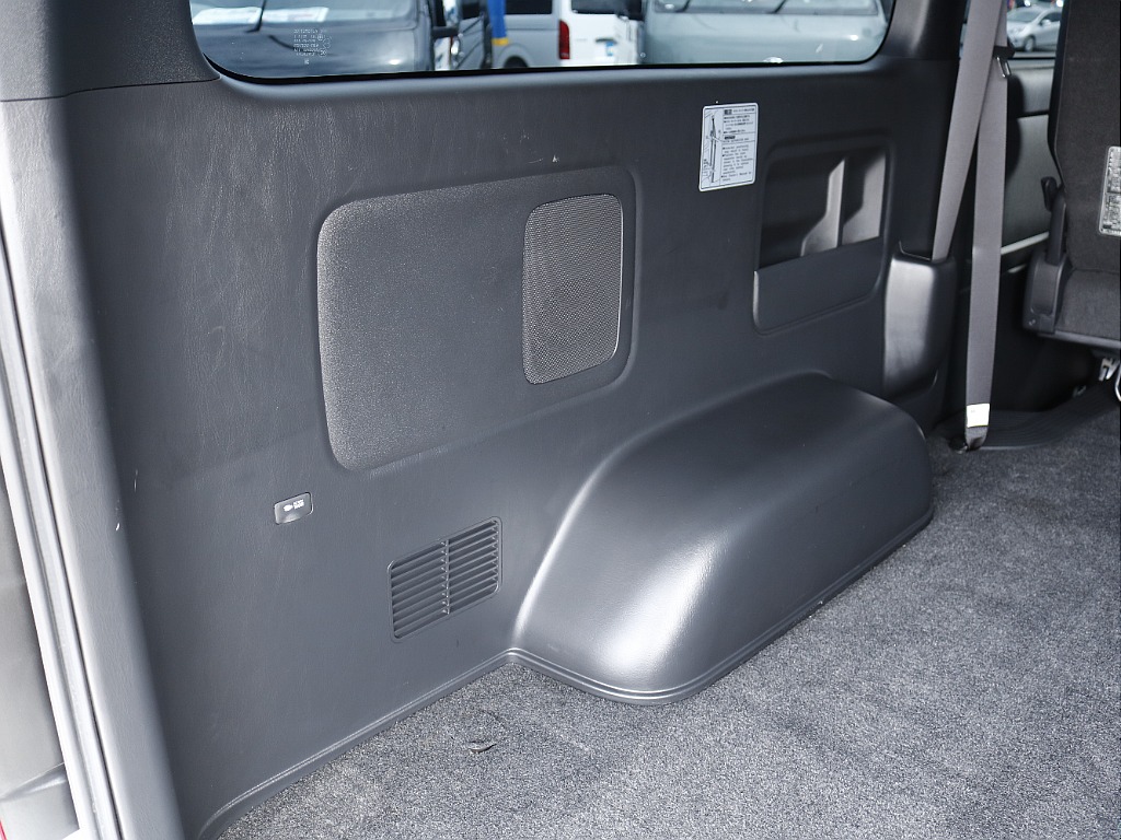 茨城県内最大級のハイエース専門店です！お気軽にご来店、お問い合わせ下さい♪