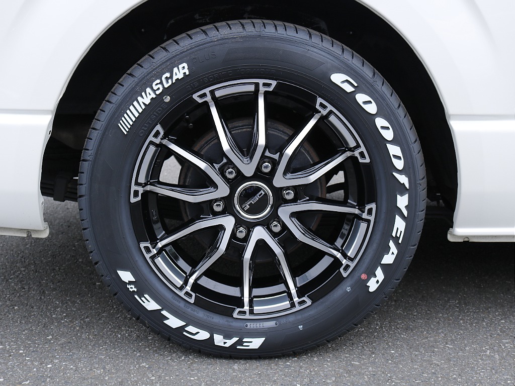 Delf 06 16インチアルミホイール＆グッドイヤーナスカータイヤ装着！