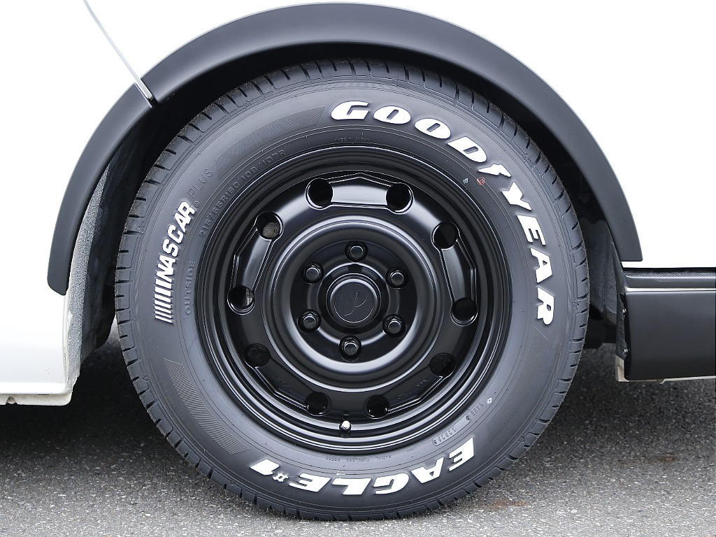 茨城県内最大級のハイエース専門店です！お気軽にご来店、お問い合わせ下さい♪