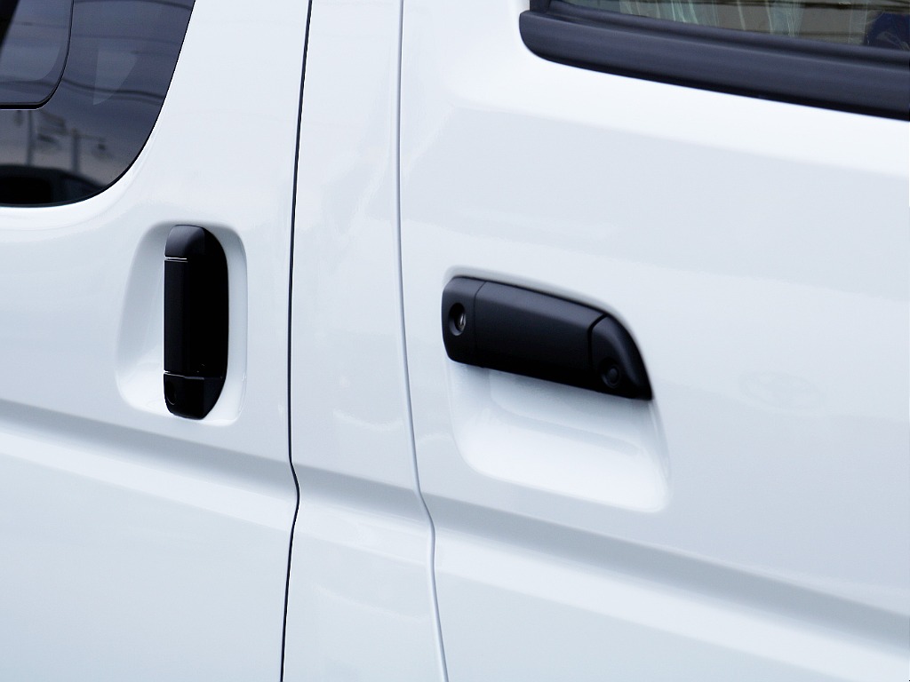 茨城県内最大級のハイエース専門店です！お気軽にご来店、お問い合わせ下さい♪