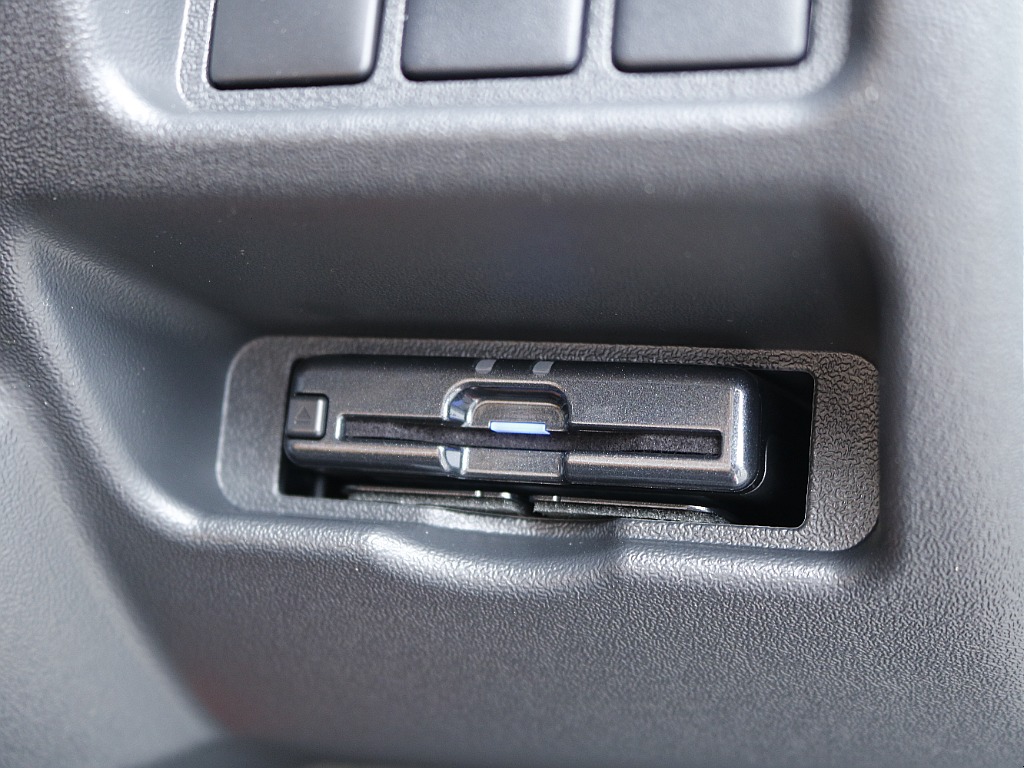 茨城県内最大級のハイエース専門店です！お気軽にご来店、お問い合わせ下さい♪