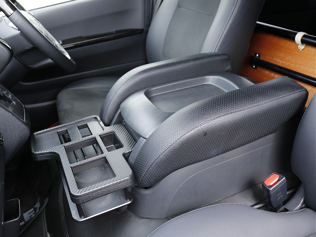 茨城県内最大級のハイエース専門店です！お気軽にご来店、お問い合わせ下さい♪