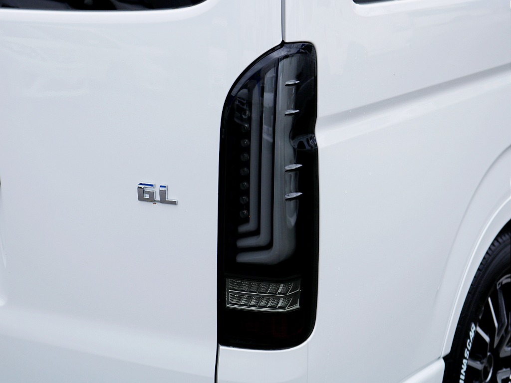 FLEXオリジナル　アルティメットLEDタイプ２テールランプ☆