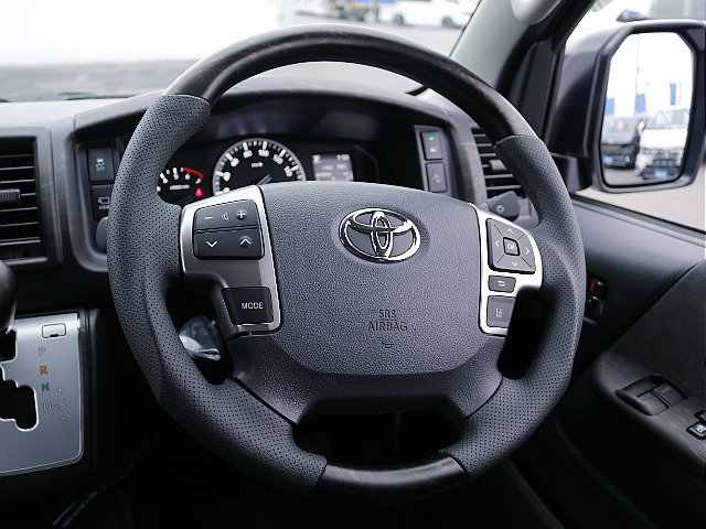 FLEXオリジナルステアリング☆ ガングリップタイプで握りやすいです♪