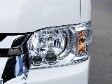 LEDヘッドライト☆ 夜間の運転も安心です♪