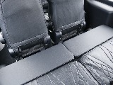 ベットキット☆  4列目足元がより快適な空間に♪