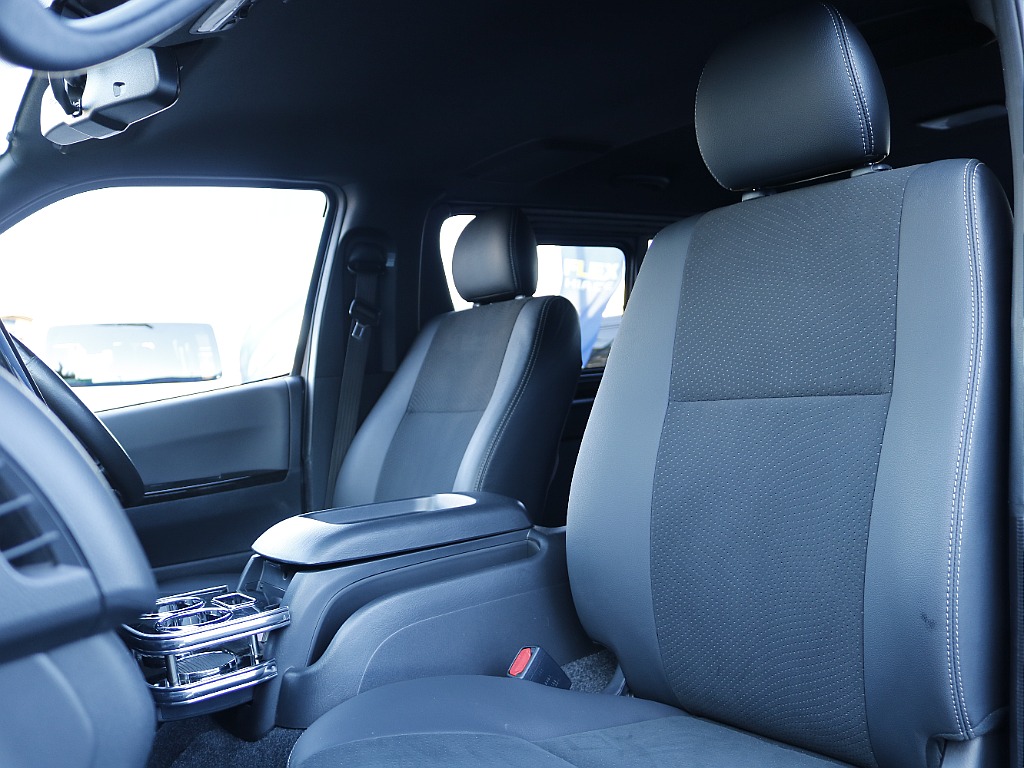 茨城県内最大級のハイエース専門店です！お気軽にご来店、お問い合わせ下さい♪