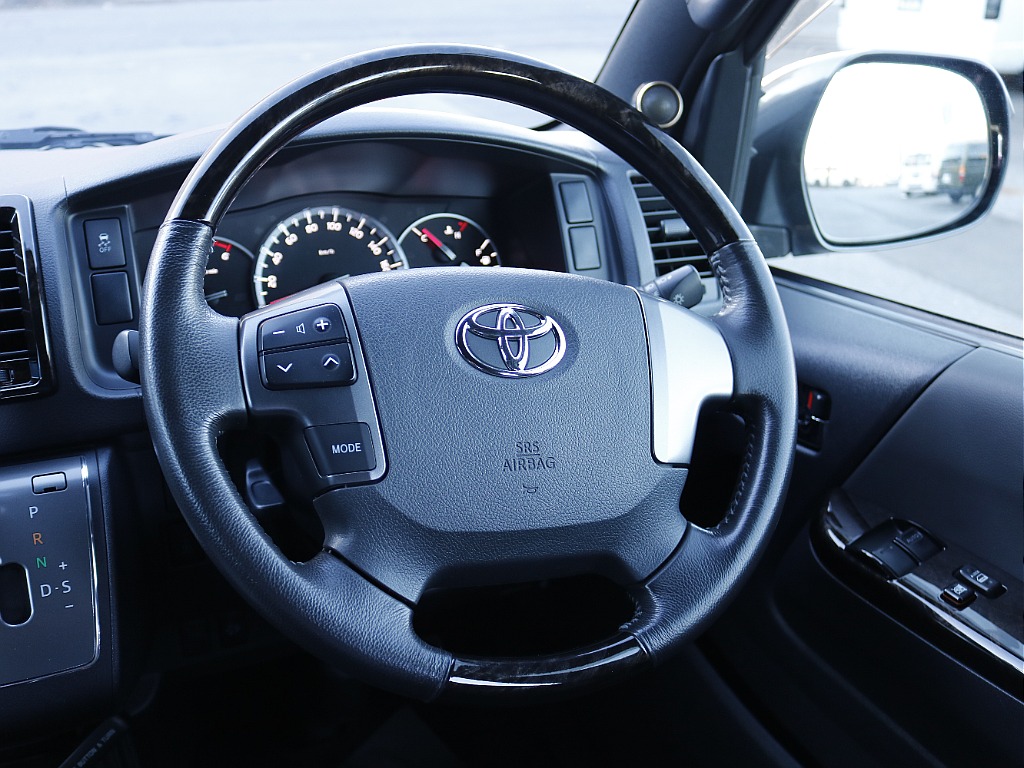 茨城県内最大級のハイエース専門店です！お気軽にご来店、お問い合わせ下さい♪