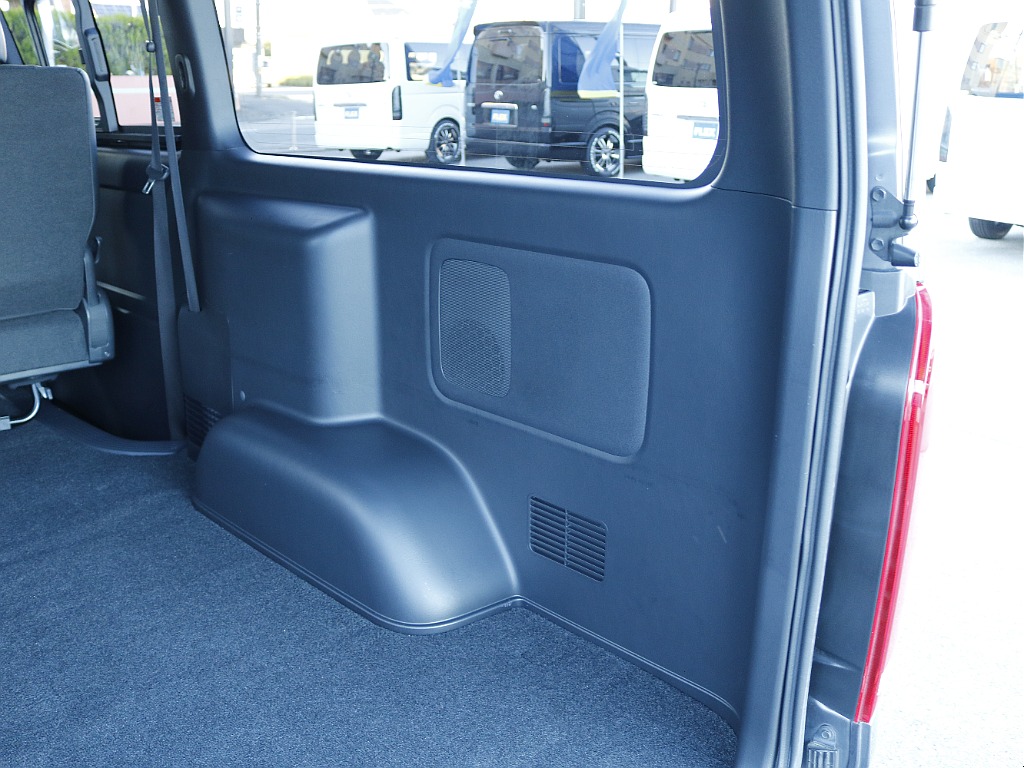 茨城県内最大級のハイエース専門店です！お気軽にご来店、お問い合わせ下さい♪