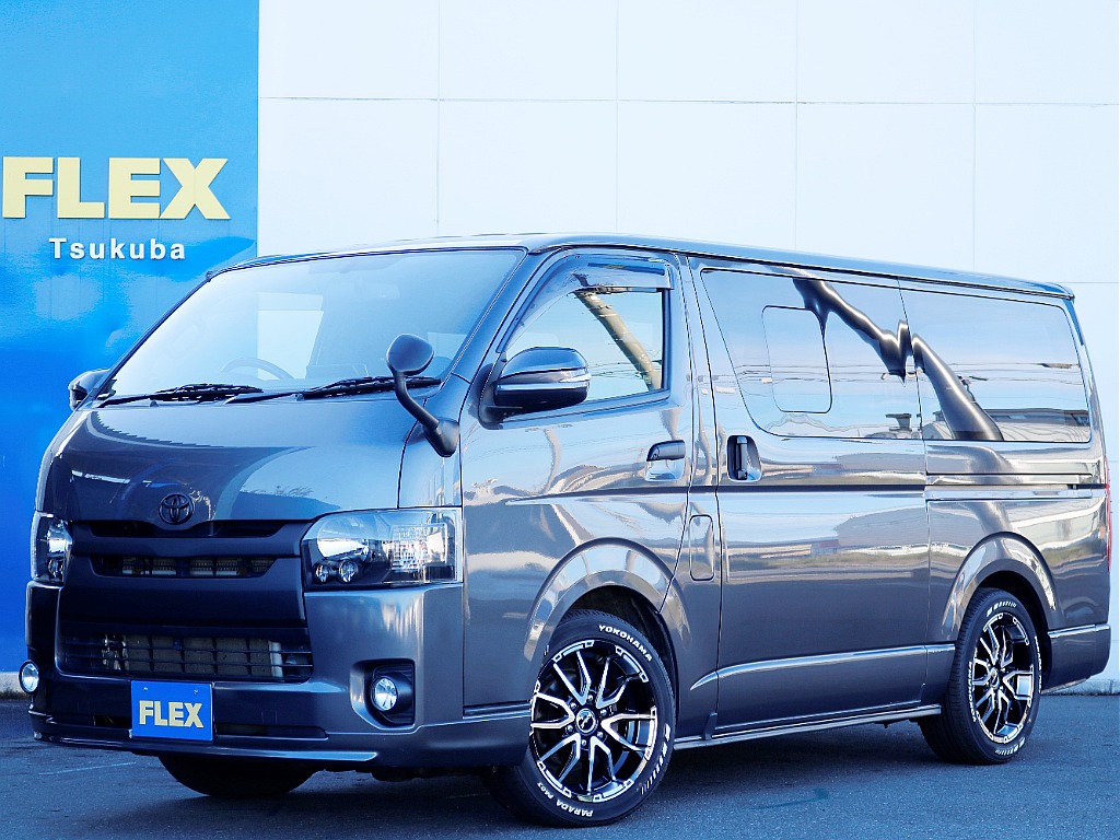 R1年式　9.9万キロ　ハイエースバン　４WD　ディーゼル ダークプライム２　【ブラックエディション】