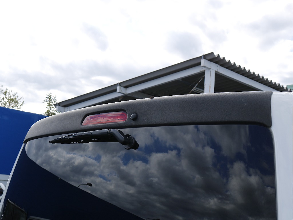 リアスポイラーもついております☆リアビューの見た目がアップです☆