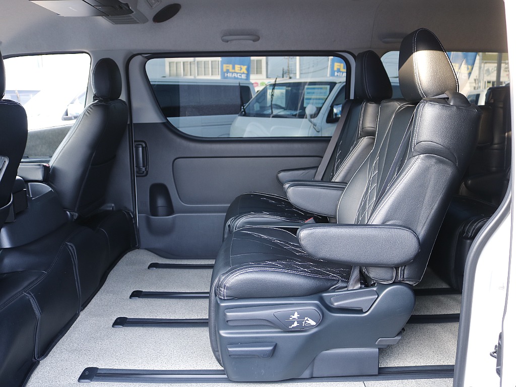 キャプテンシート☆☆ 座り心地は最高です♪