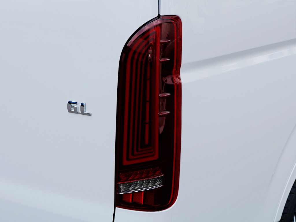 NEO TRACE LEDテールランプ搭載♪