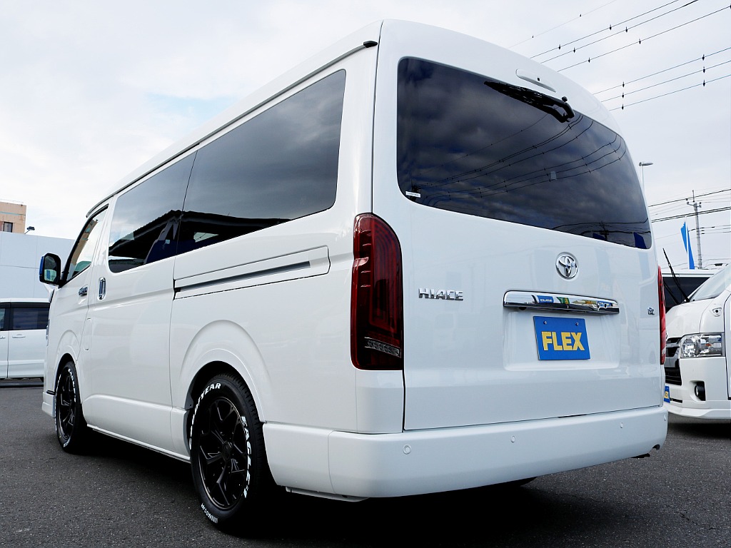 ワゴン特有の丸みのあるフォルムです♪