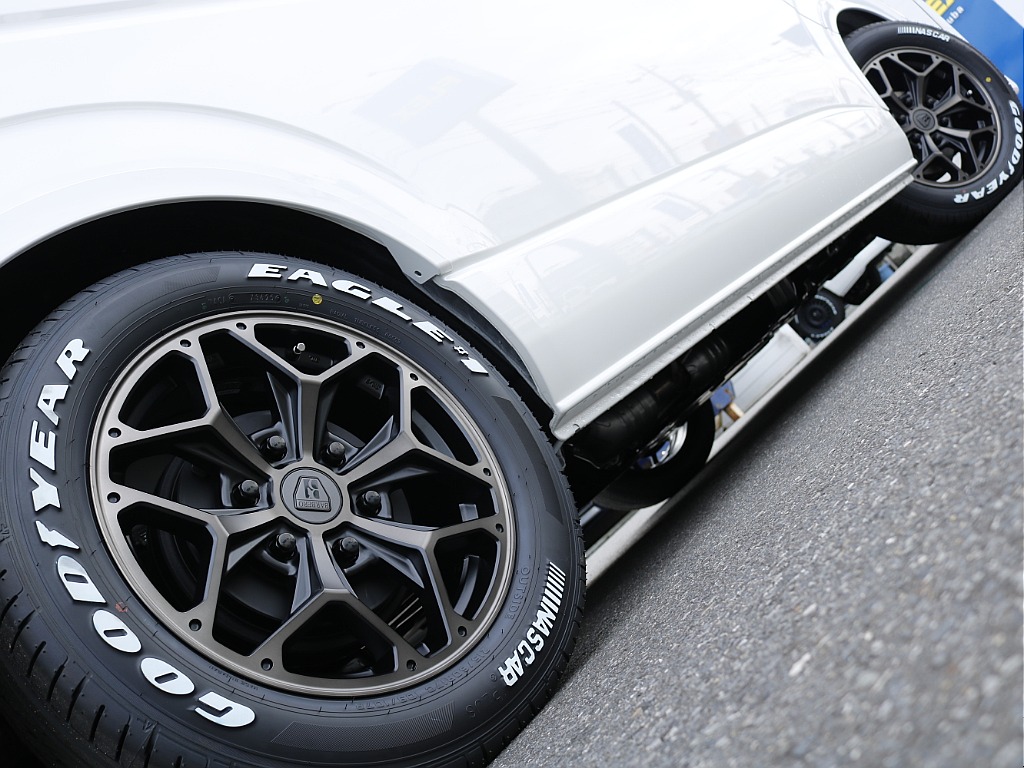 トヨタ ハイエース(23枚目)