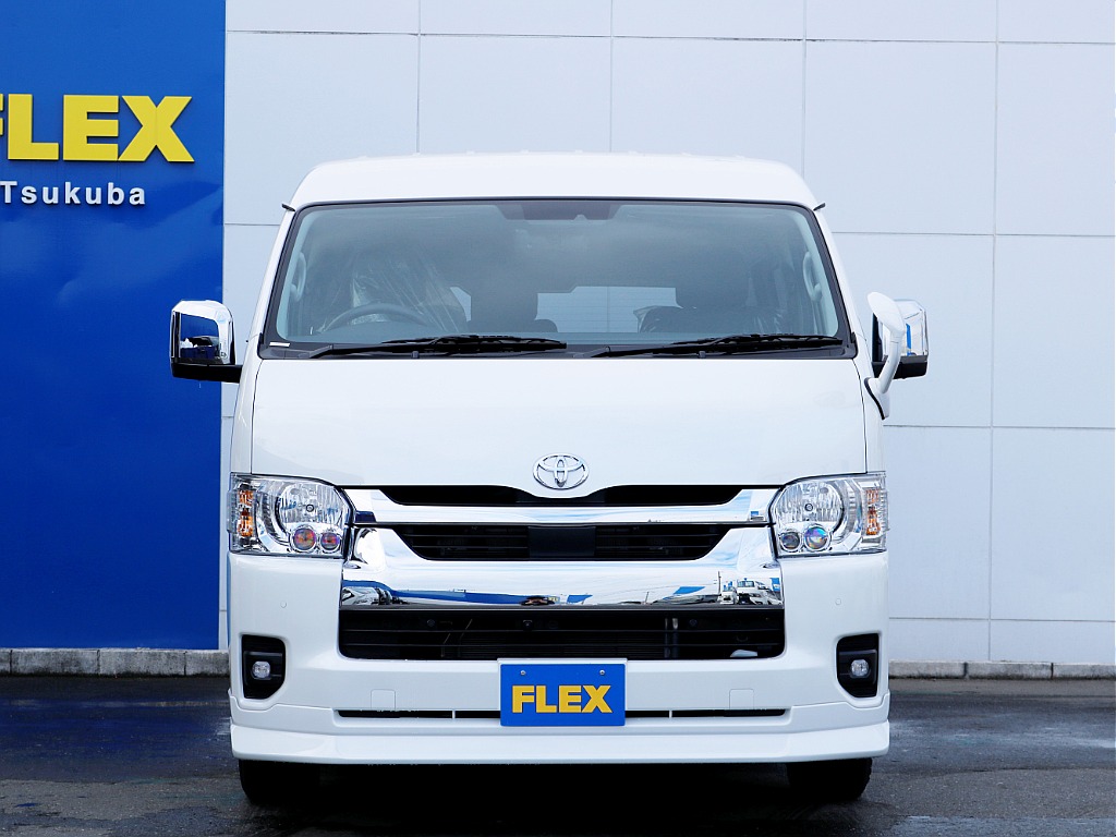 フロントフェイス☆ ワイド特有の立体感のあるフロント回りです♪