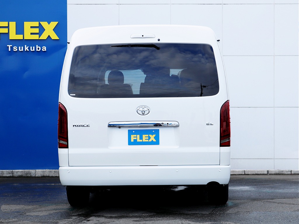 純正に近い外装ですが、オリジナルテールランプ搭載です☆