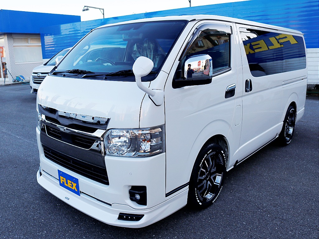茨城県つくば市にハイエース専門の新車・中古車の展示場を展開！人気のグレード・年式をその場で見比べられます♪皆様のご来場、お問合せを心よりお待ちしております☆