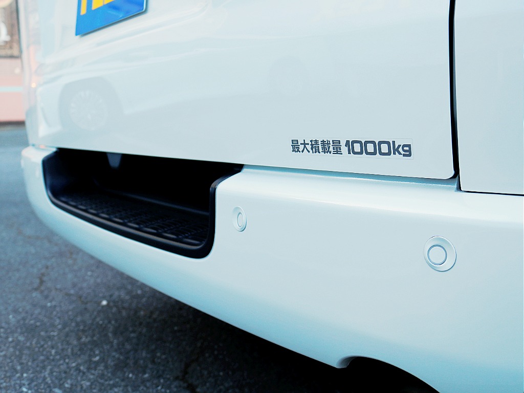 茨城県つくば市にハイエース専門の新車・中古車の展示場を展開！人気のグレード・年式をその場で見比べられます♪皆様のご来場、お問合せを心よりお待ちしております☆