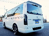 茨城県つくば市にハイエース専門の新車・中古車の展示場を展開！人気のグレード・年式をその場で見比べられます♪皆様のご来場、お問合せを心よりお待ちしております☆