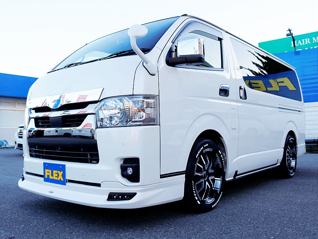 茨城県つくば市にハイエース専門の新車・中古車の展示場を展開！人気のグレード・年式をその場で見比べられます♪皆様のご来場、お問合せを心よりお待ちしております☆