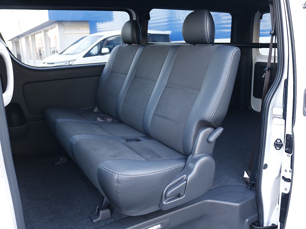 セカンドシート☆ ヤレも少なく良好な状態です♪