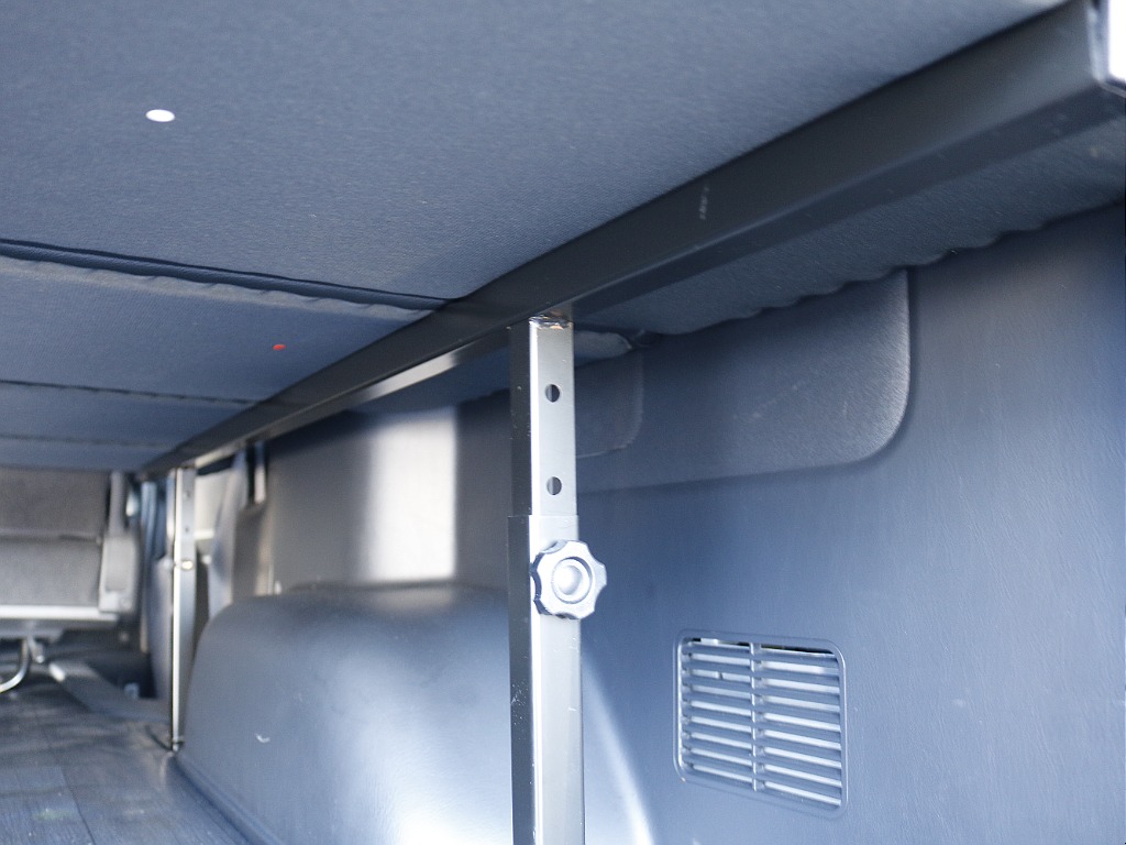 ベッドは5段階に高さ調節可能です☆