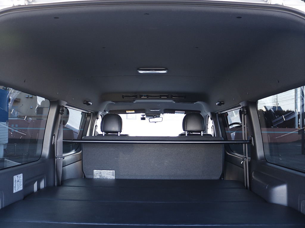 ダークプライム2専用の黒内装となっております☆