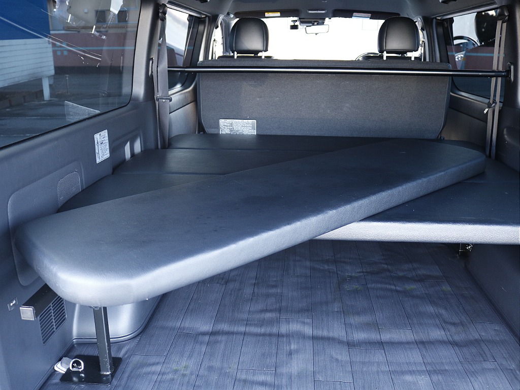 ベッドマットは取外しも簡単です☆