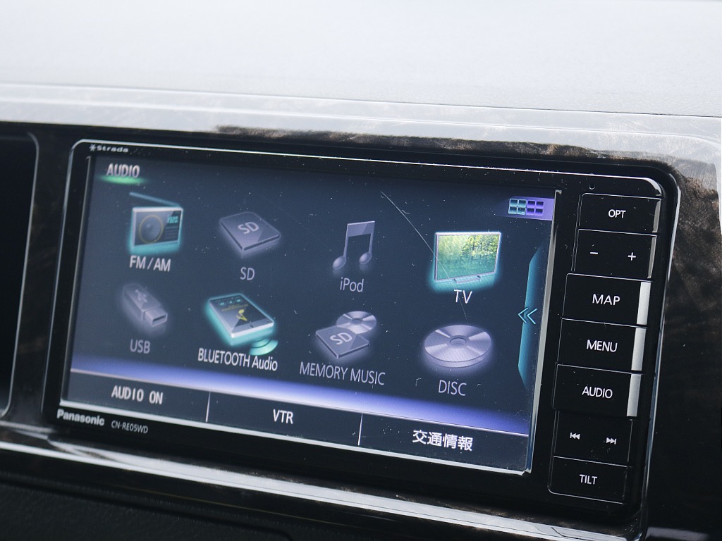 茨城県つくば市にハイエース専門の新車・中古車の展示場を展開！人気のグレード・年式をその場で見比べられます♪皆様のご来場、お問合せを心よりお待ちしております☆