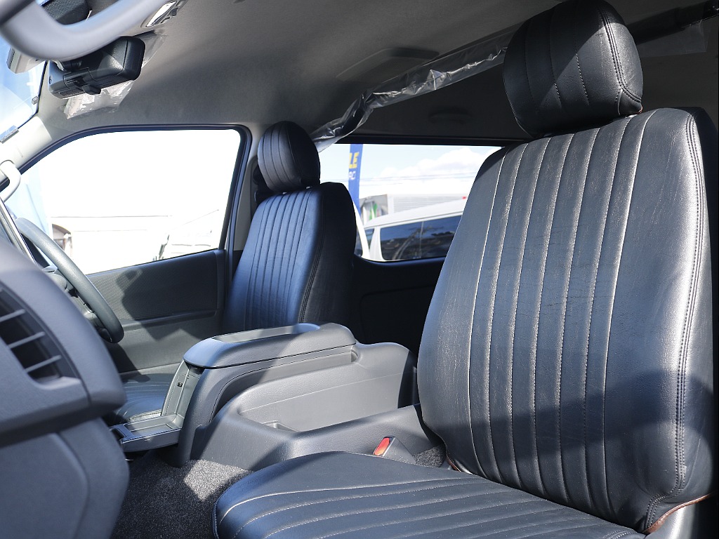 上品な質感のシートカバーとなっております♪