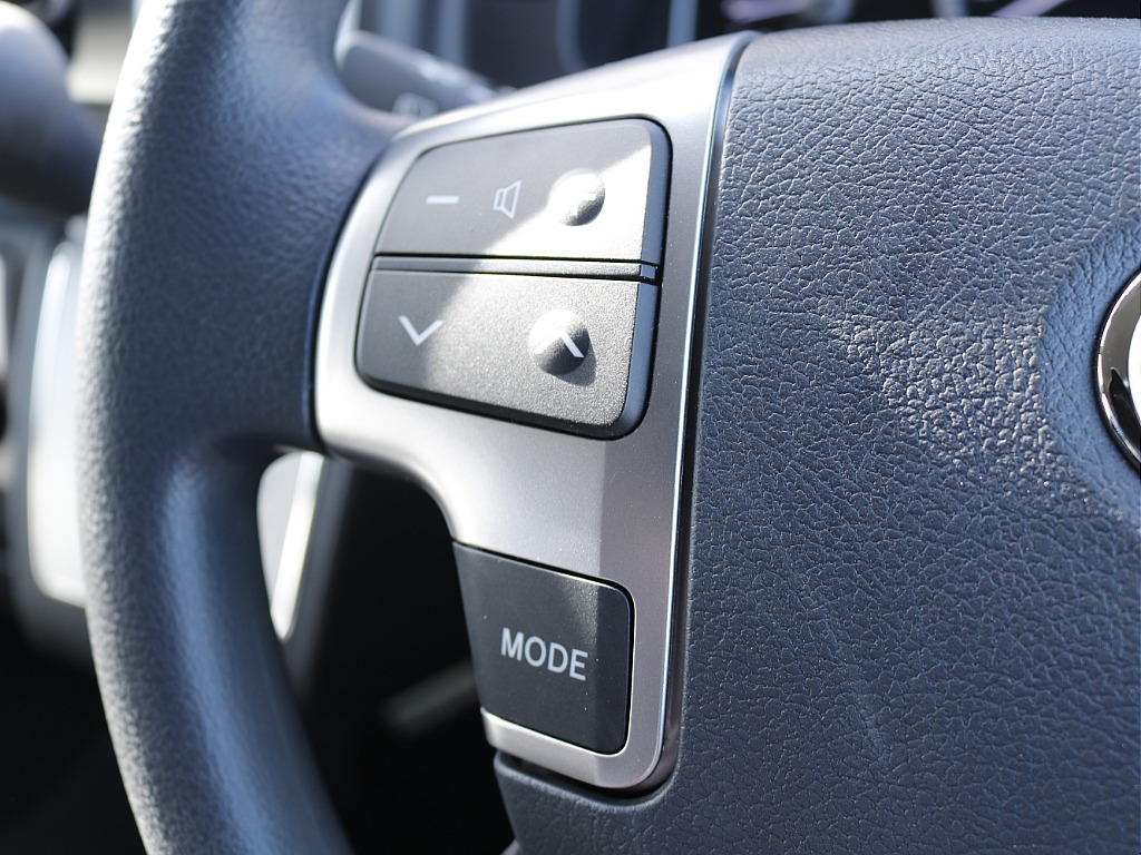 茨城県つくば市にハイエース専門の新車・中古車の展示場を展開！人気のグレード・年式をその場で見比べられます♪皆様のご来場、お問合せを心よりお待ちしております☆