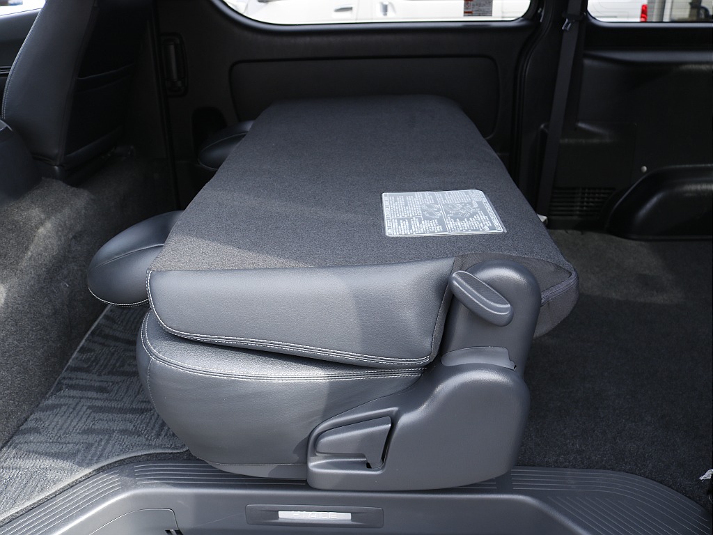 追加カスタムパーツも豊富に取り揃えておりますのでご相談下さい！