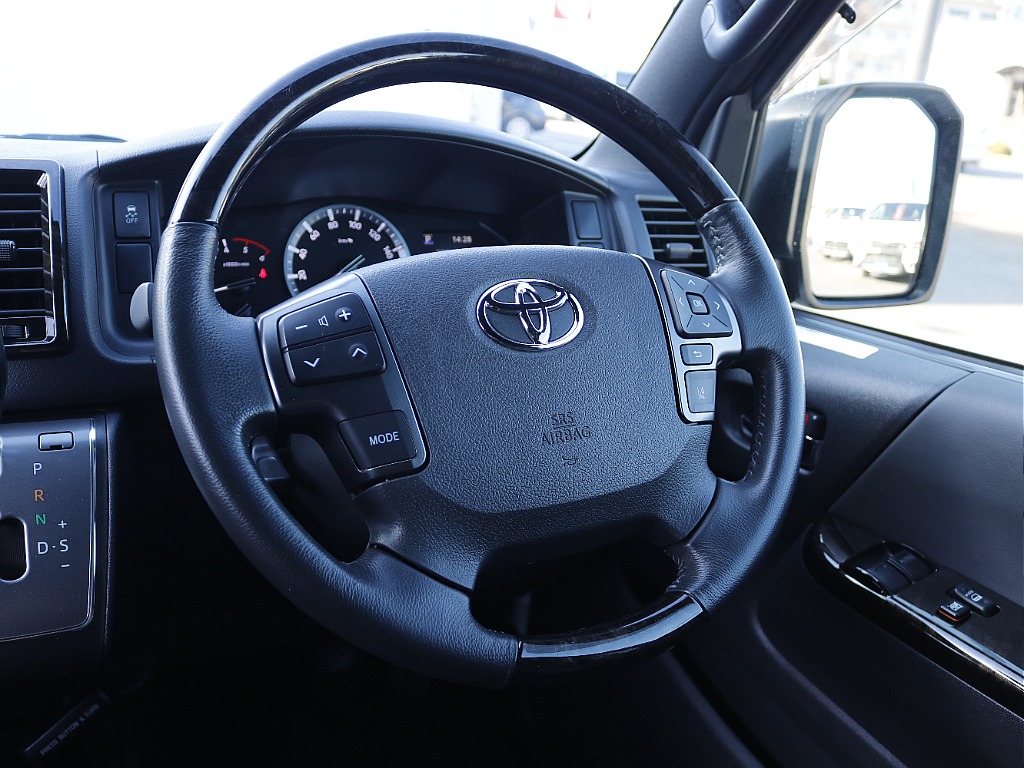 追加カスタムパーツも豊富に取り揃えておりますのでご相談下さい！