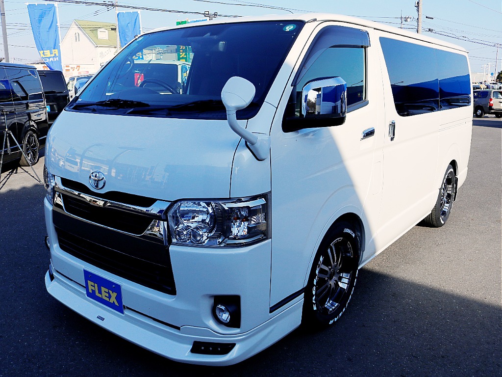 茨城県つくば市にハイエース専門の新車・中古車の展示場を展開！人気のグレード・年式をその場で見比べられます♪皆様のご来場、お問合せを心よりお待ちしております☆